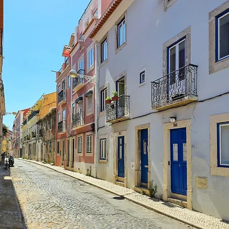 Like A Typical Portuguese House With Private Patio Lisbona
