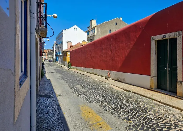 Like A Typical Portuguese House With Private Patio