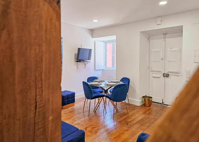 Like A Typical Portuguese House With Private Patio * 리스본