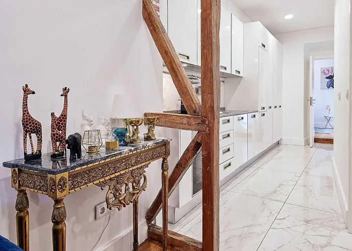 Appartement Like A Typical Portuguese House With Private Patio Lissabon